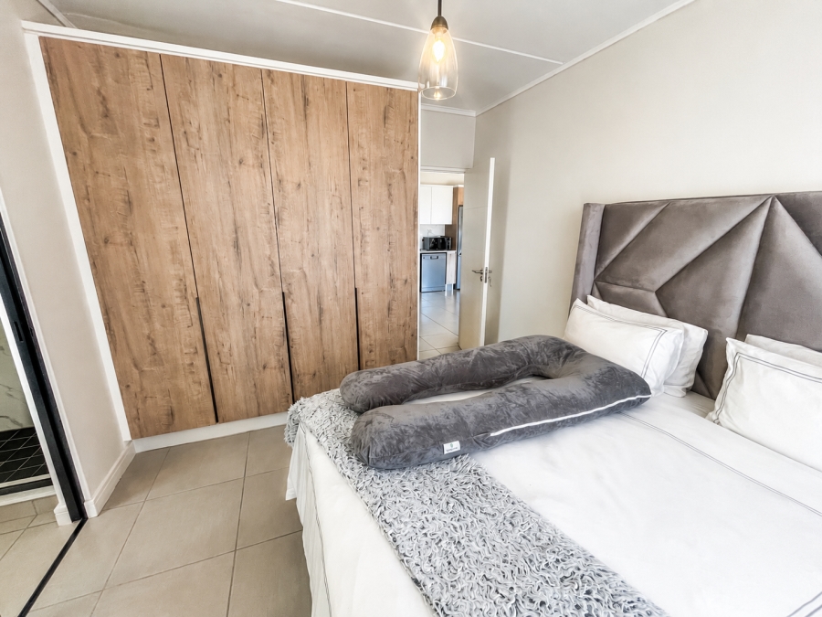 To Let 2 Bedroom Property for Rent in Atlantic Hills Western Cape